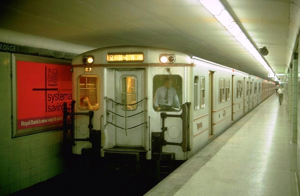 cnr_m_tor_subway'5107_stgeorgestation_19680706_jt_ttc481.jpg