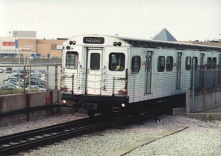 cnr_m_tor_subway'53xx_kipling+station_ttc113.jpg