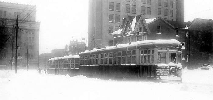 cnr_m_tor_witt'2560_bay+college_scalzo+gm_ttc428.jpg