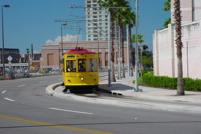usr_m_tpastp_428_behind+the+forum_lewshap_tampa065.jpg