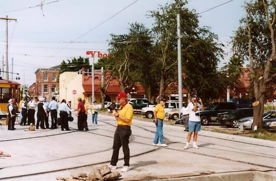 usr_m_tpastp_misc_people+opening+day_20021019_bv_tampa006.jpg