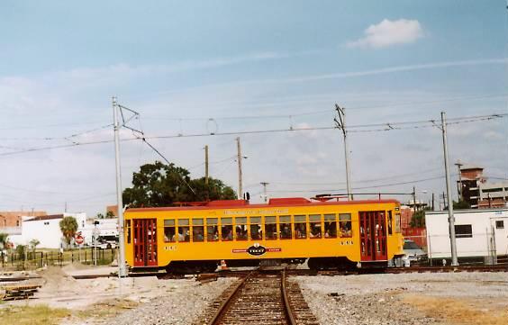 usr_m_tpastp_xxx_crossing+csx_bv_tampa019.jpg
