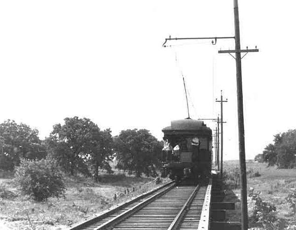 usr_m_wcfn_102_south+of+waterloo_195307_dmewhin_wcfn007.jpg