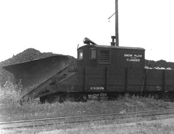 usr_m_wcfn_work'plowflangerx3008_waterloo+shops_195307_dmewhin_wcfn010.jpg